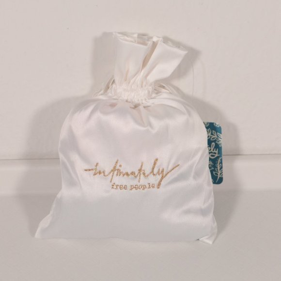 NWT Free People Piece of My Heart Undies Set of Three - Picture 4 of 15